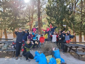 Educación ambiental actividad en espacios naturales Clean Ups