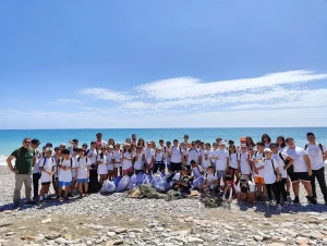 Educación ambiental actividad en espacios naturales Clean Ups